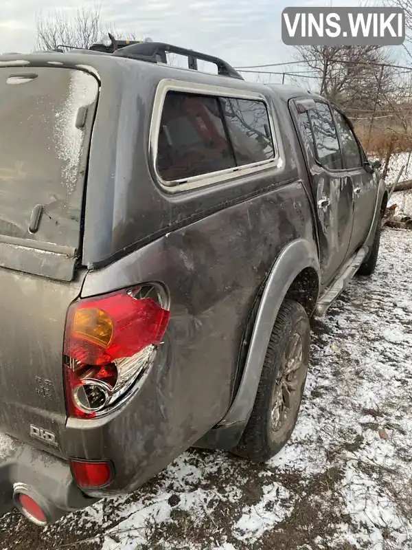 Пікап Mitsubishi L 200 2011 2.48 л. Ручна / Механіка обл. Дніпропетровська, Дніпро (Дніпропетровськ) - Фото 1/4