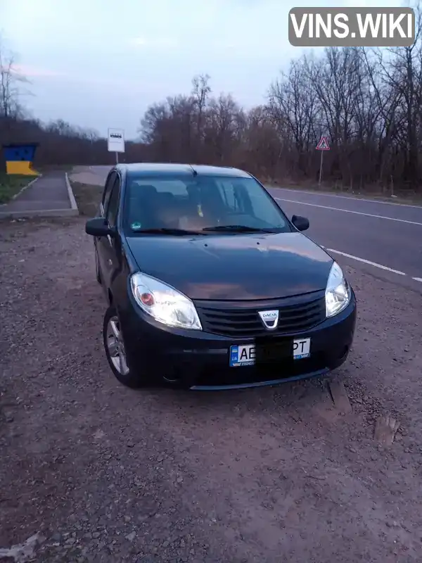 Хетчбек Dacia Sandero 2009 1.6 л. Ручна / Механіка обл. Дніпропетровська, Кам'янське (Дніпродзержинськ) - Фото 1/4