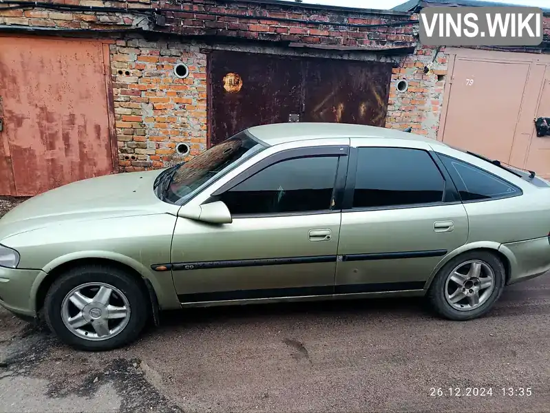 W0L000038V5135356 Opel Vectra 1997 Лифтбек 2 л. Фото 2