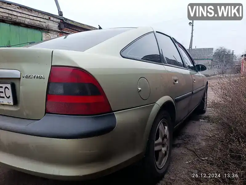 W0L000038V5135356 Opel Vectra 1997 Лифтбек 2 л. Фото 9