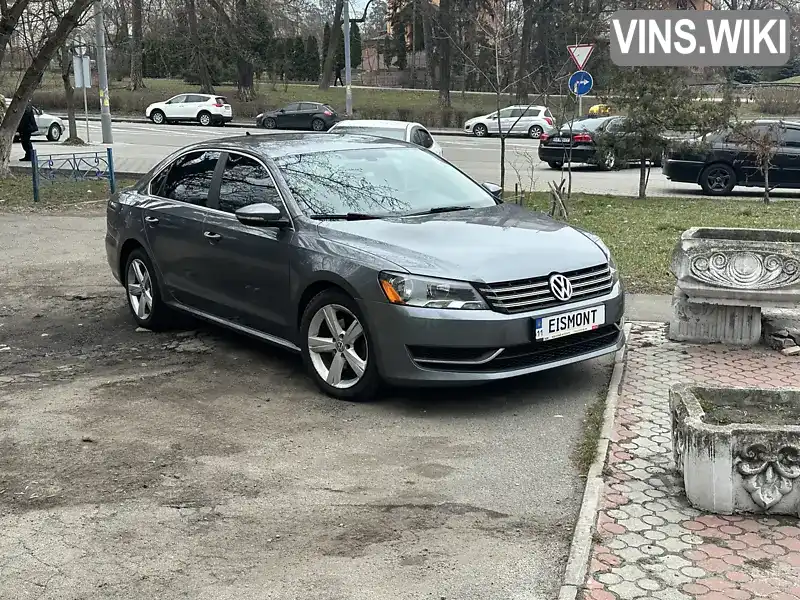 Седан Volkswagen Passat 2012 2.48 л. Автомат обл. Житомирська, Баранівка - Фото 1/4