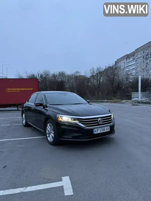 Седан Volkswagen Passat 2020 2 л. Автомат обл. Одеська, Одеса - Фото 1/21