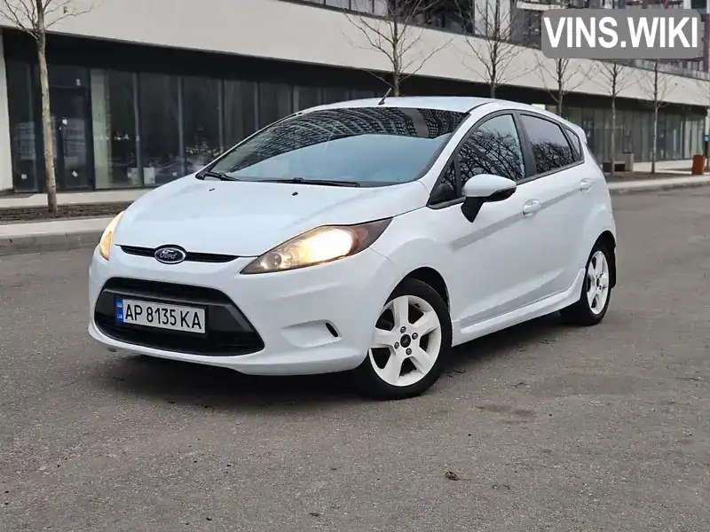 Седан Ford Fiesta 2010 1.24 л. Ручная / Механика обл. Киевская, Киев - Фото 1/21