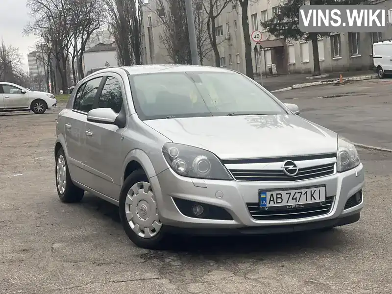 Хетчбек Opel Astra 2009 1.6 л. Ручна / Механіка обл. Вінницька, Гайсин - Фото 1/21