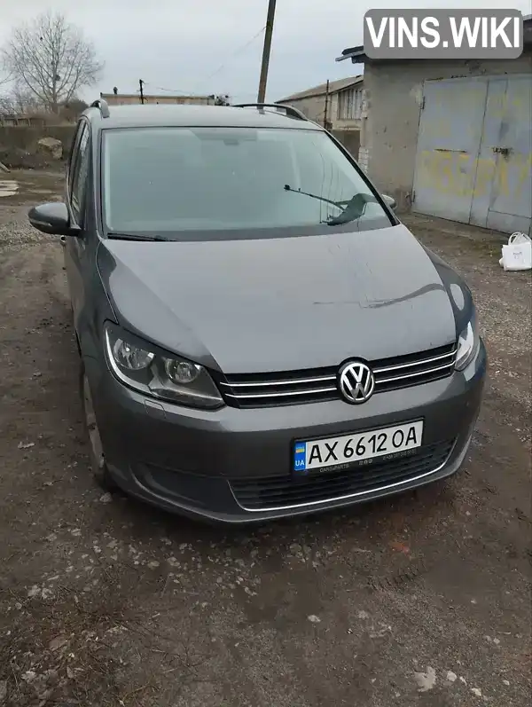 Мінівен Volkswagen Touran 2013 1.6 л. Ручна / Механіка обл. Харківська, location.city.komsomolske - Фото 1/3