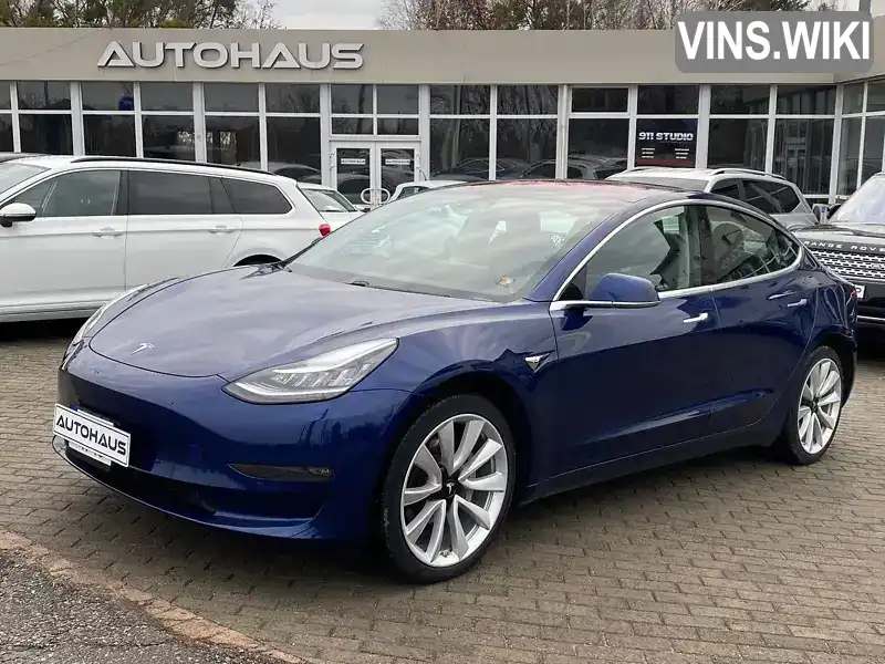 Седан Tesla Model 3 2018 null_content л. Автомат обл. Житомирская, Житомир - Фото 1/21