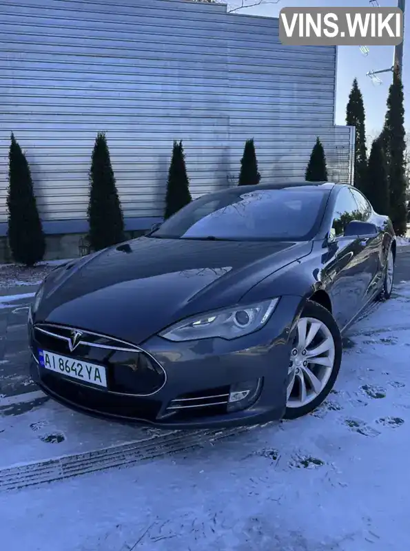 Ліфтбек Tesla Model S 2015 null_content л. обл. Київська, Київ - Фото 1/9