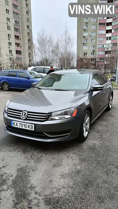 Седан Volkswagen Passat 2013 2.48 л. Автомат обл. Киевская, Киев - Фото 1/20