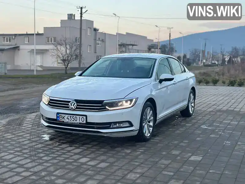 Седан Volkswagen Passat 2016 1.97 л. Автомат обл. Закарпатская, Виноградов - Фото 1/21