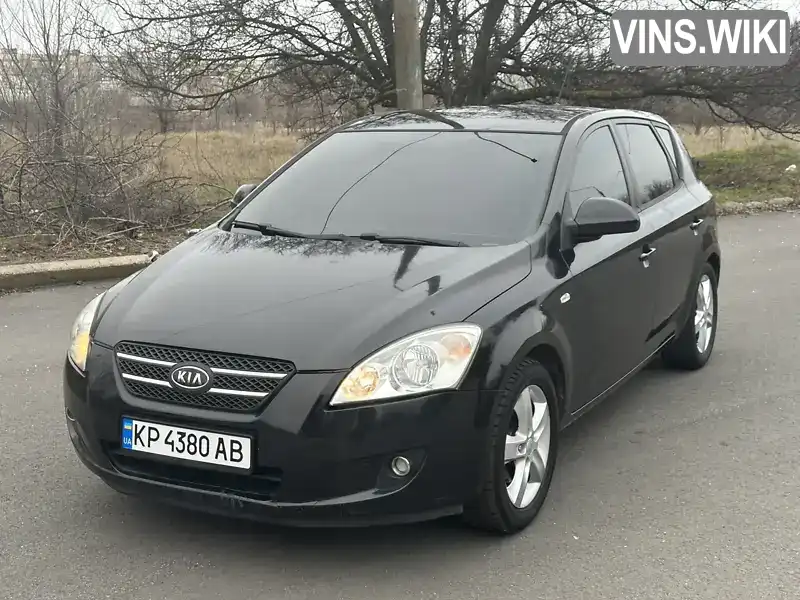 Хэтчбек Kia Ceed 2008 1.4 л. Ручная / Механика обл. Донецкая, Мариуполь - Фото 1/17