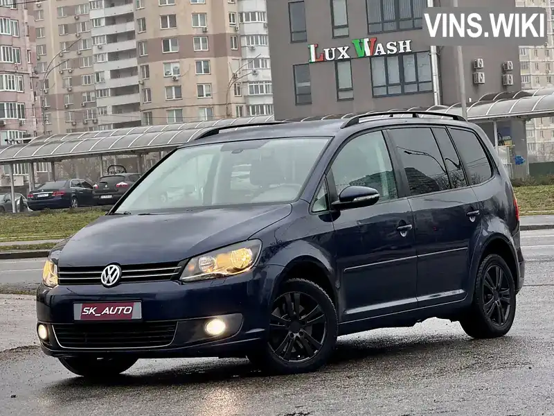 Мінівен Volkswagen Touran 2010 1.97 л. Ручна / Механіка обл. Київська, Київ - Фото 1/21