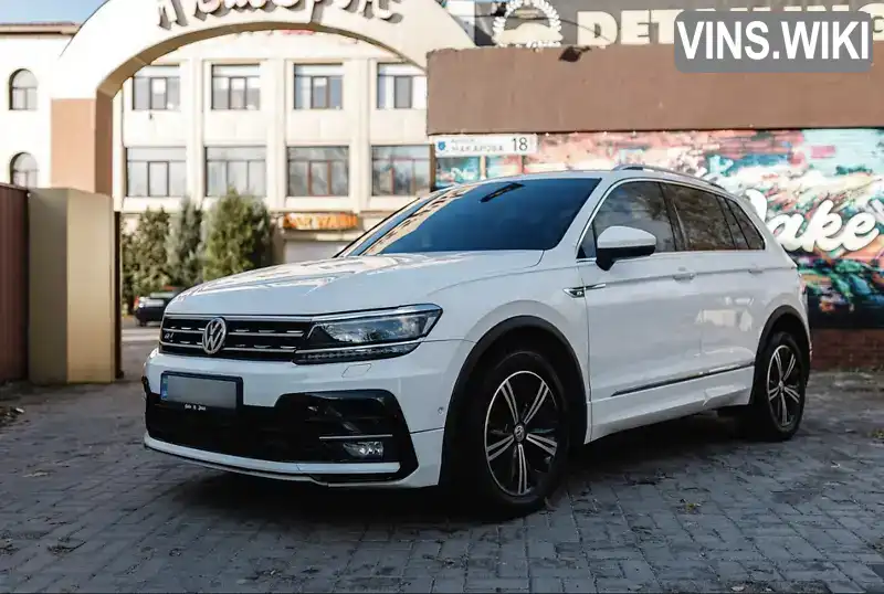 Позашляховик / Кросовер Volkswagen Tiguan 2018 2 л. Автомат обл. Донецька, Покровськ (Красноармійськ) - Фото 1/21