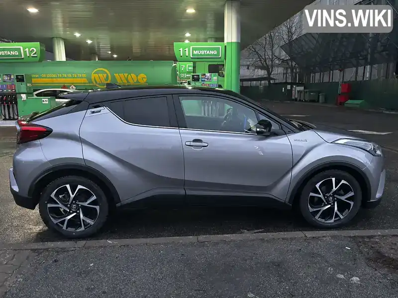 Внедорожник / Кроссовер Toyota C-HR 2017 1.8 л. Вариатор обл. Киевская, Киев - Фото 1/10