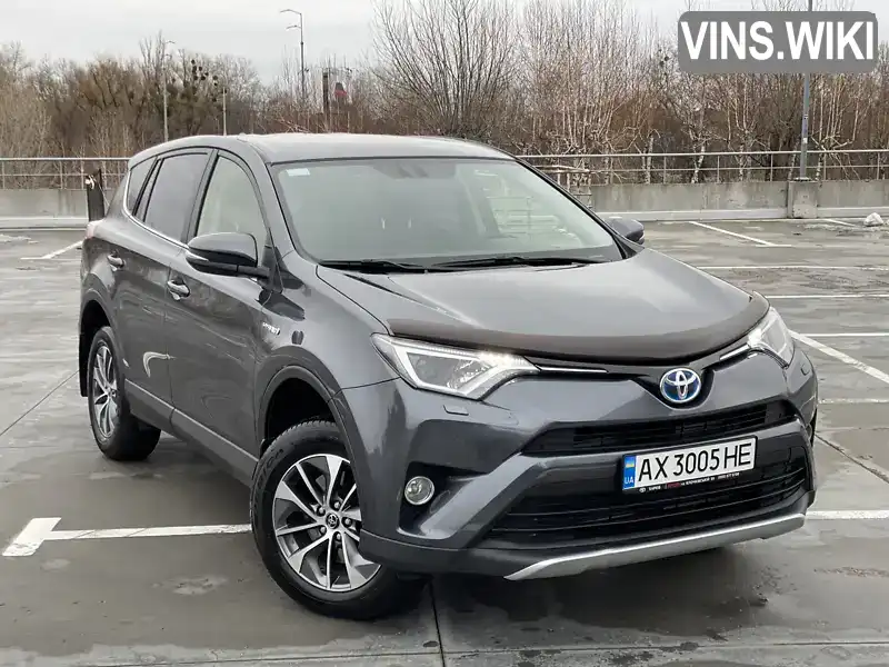 Внедорожник / Кроссовер Toyota RAV4 2018 2.49 л. Вариатор обл. Киевская, Киев - Фото 1/21