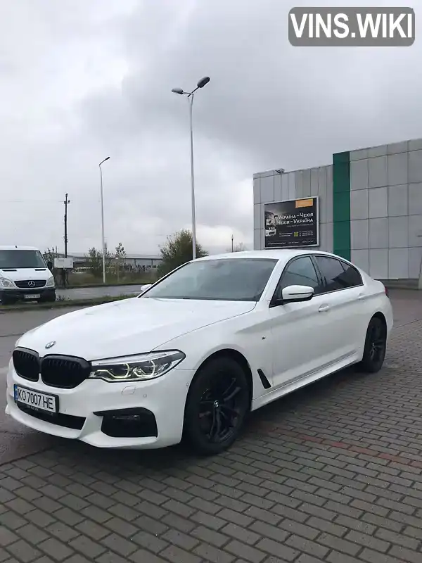 Седан BMW 5 Series 2018 3 л. Автомат обл. Закарпатська, Хуст - Фото 1/12