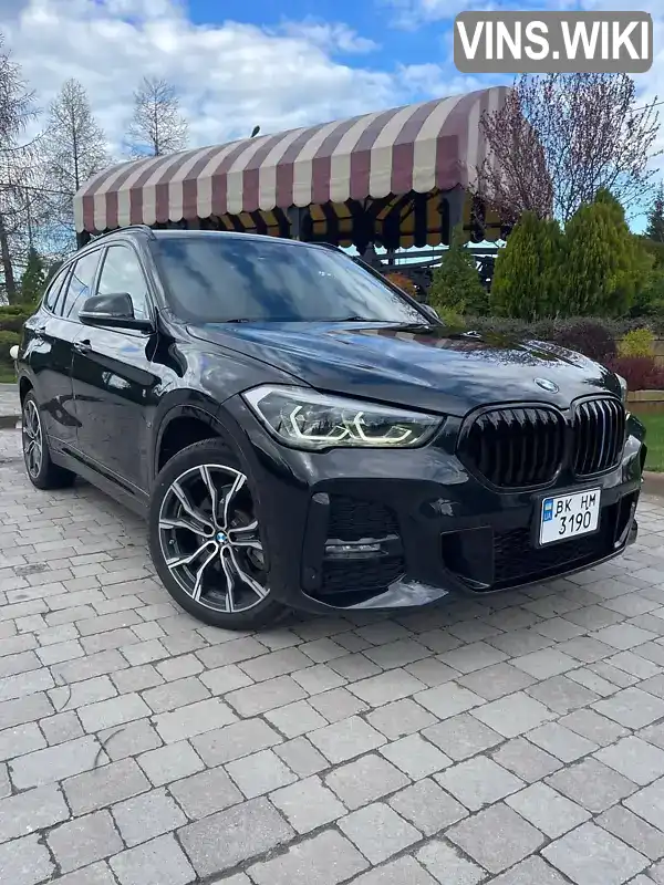 Внедорожник / Кроссовер BMW X1 2021 2 л. Автомат обл. Киевская, Киев - Фото 1/21