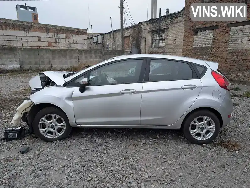 Хэтчбек Ford Fiesta 2016 1.6 л. Автомат обл. Днепропетровская, Павлоград - Фото 1/13