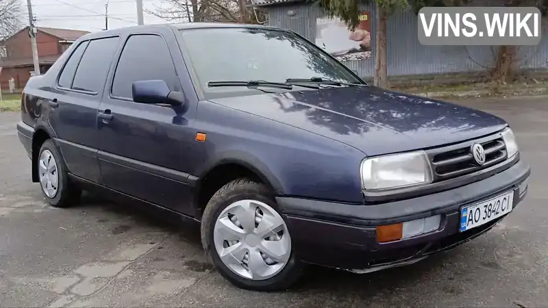 Седан Volkswagen Vento 1992 1.78 л. Ручная / Механика обл. Кировоградская, Добровеличковка - Фото 1/12