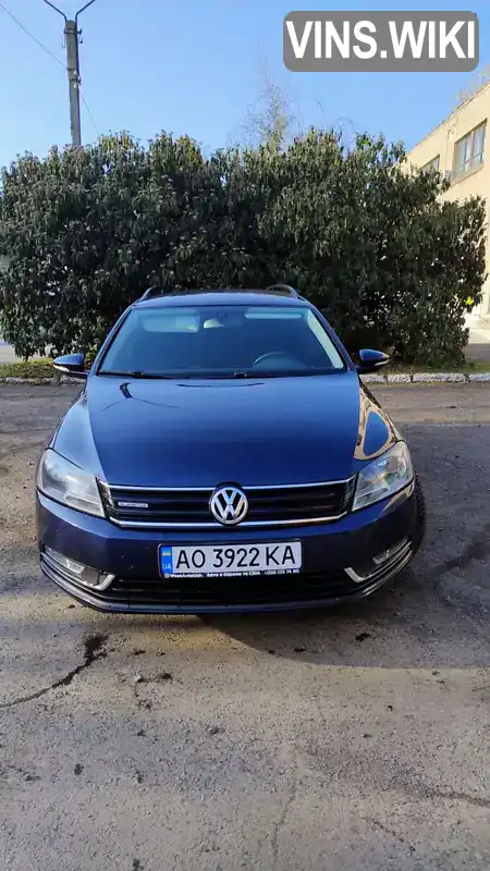 Універсал Volkswagen Passat 2013 1.6 л. Ручна / Механіка обл. Закарпатська, Мукачево - Фото 1/21