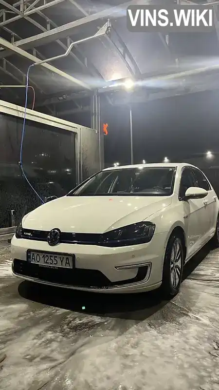 Хетчбек Volkswagen e-Golf 2015 null_content л. обл. Закарпатська, Мукачево - Фото 1/15