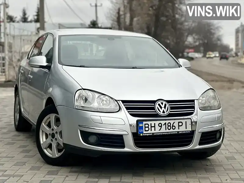 Седан Volkswagen Jetta 2006 1.6 л. Автомат обл. Одеська, Одеса - Фото 1/21