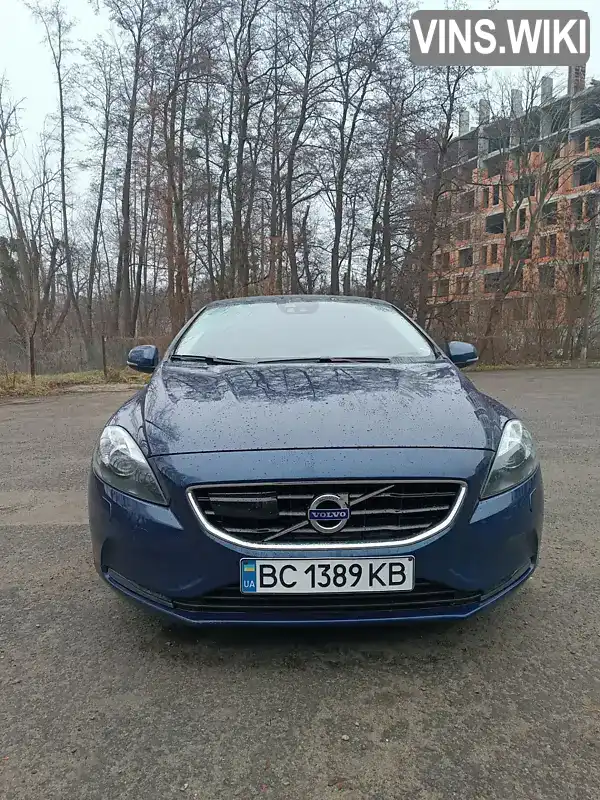 Хетчбек Volvo V40 2015 1.97 л. Ручна / Механіка обл. Львівська, Львів - Фото 1/21