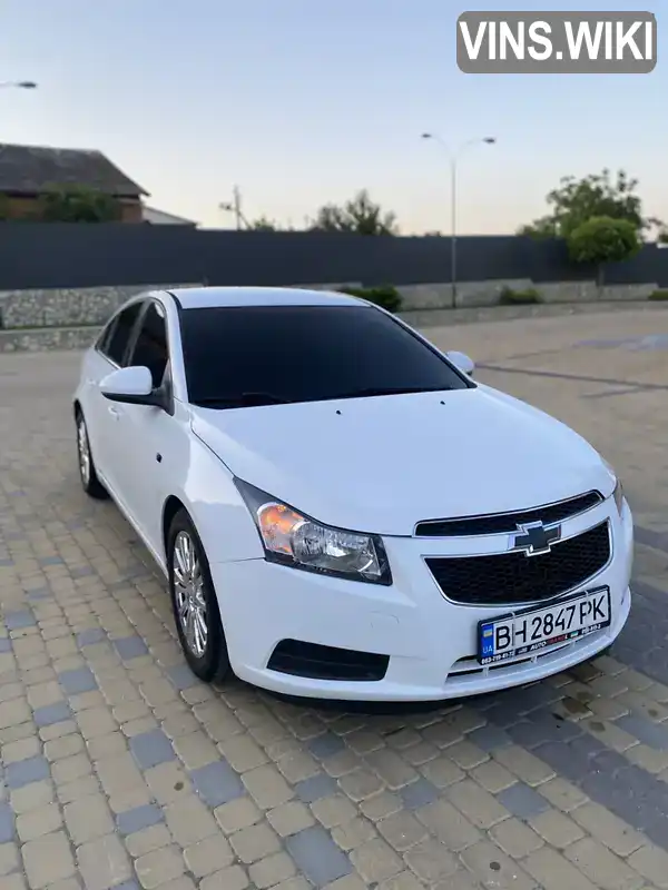 Седан Chevrolet Cruze 2011 1.4 л. Ручная / Механика обл. Хмельницкая, Волочиск - Фото 1/16