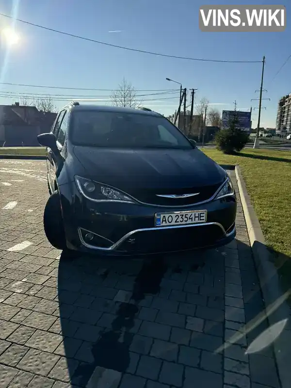 Внедорожник / Кроссовер Chrysler Pacifica 2017 3.61 л. Автомат обл. Закарпатская, Ужгород - Фото 1/11