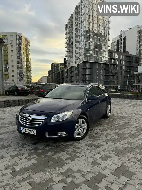 Универсал Opel Insignia 2011 2 л. Ручная / Механика обл. Львовская, Львов - Фото 1/21