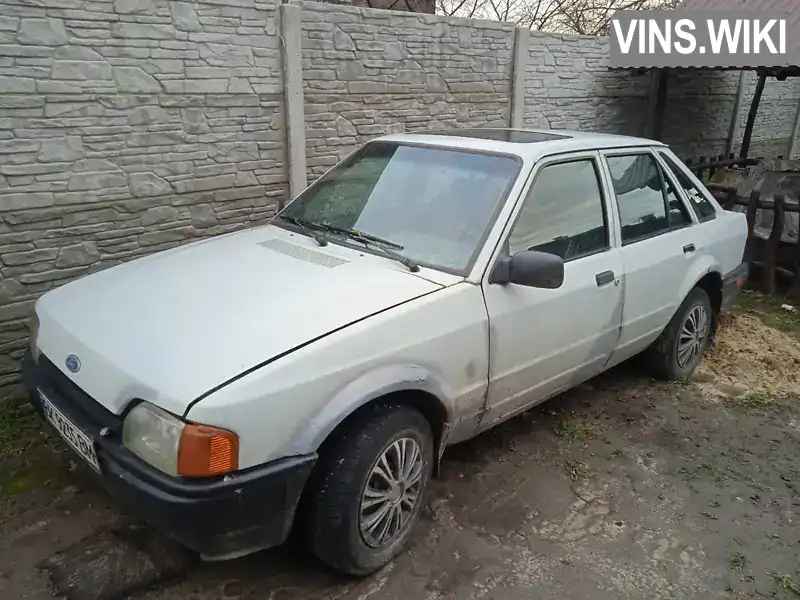 Хэтчбек Ford Escort 1988 null_content л. Ручная / Механика обл. Ровенская, Здолбунов - Фото 1/3