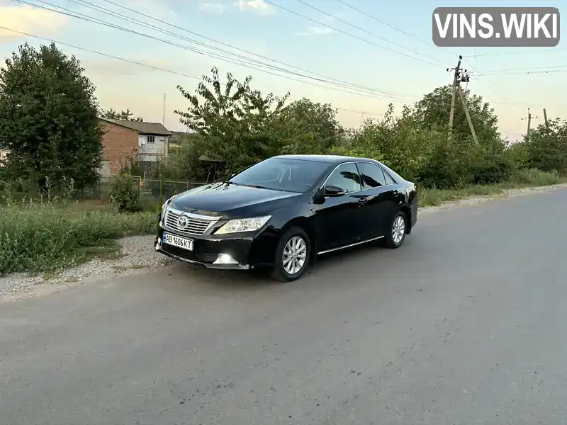 Седан Toyota Camry 2012 2.49 л. Автомат обл. Винницкая, Теплык - Фото 1/4