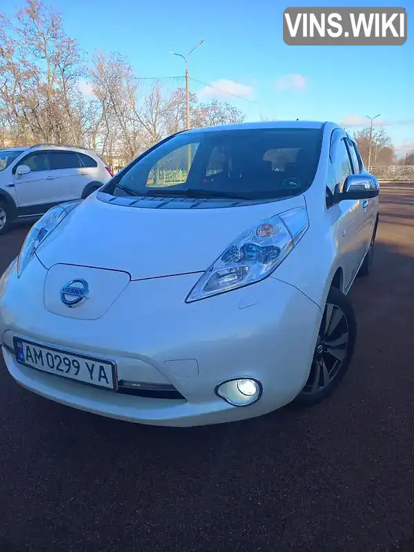 Хэтчбек Nissan Leaf 2013 null_content л. обл. Житомирская, Коростень - Фото 1/21