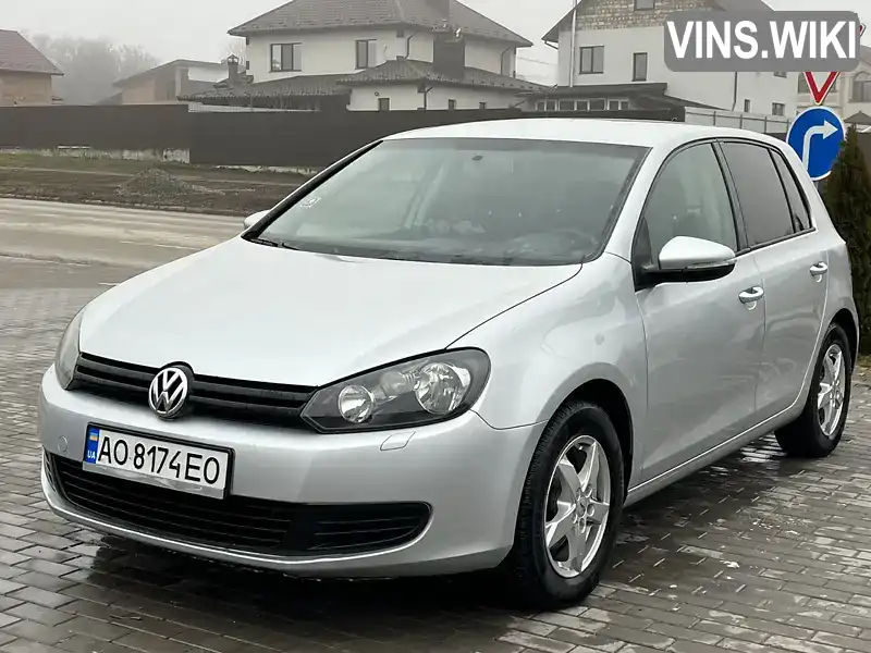 Хэтчбек Volkswagen Golf 2010 1.6 л. Ручная / Механика обл. Хмельницкая, Каменец-Подольский - Фото 1/8