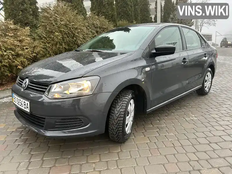 Седан Volkswagen Polo 2012 1.6 л. обл. Тернопольская, Тернополь - Фото 1/21