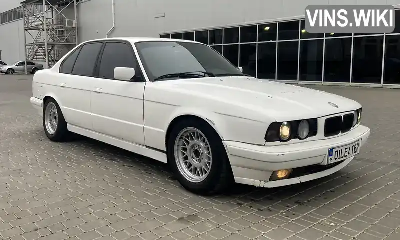 Седан BMW 5 Series 1992 2.5 л. Ручна / Механіка обл. Одеська, Одеса - Фото 1/21