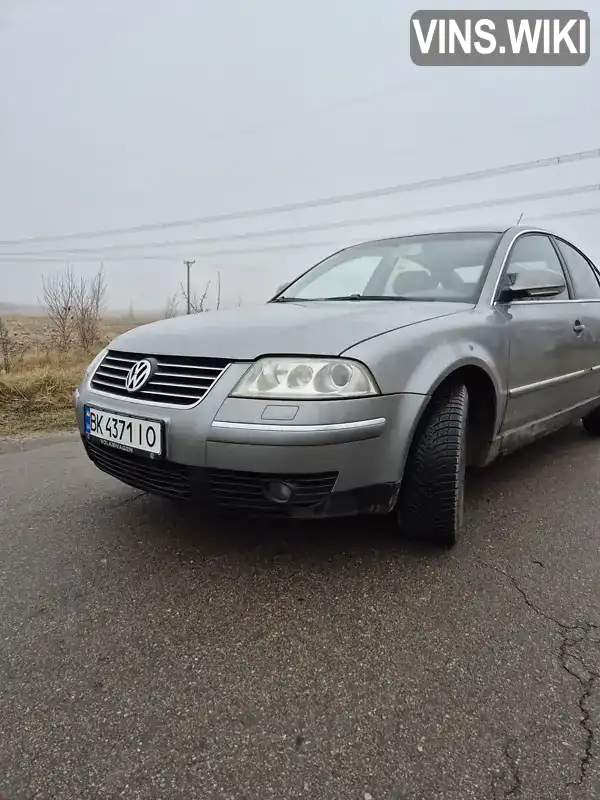 Седан Volkswagen Passat 2004 1.9 л. Ручна / Механіка обл. Волинська, location.city.tsuman - Фото 1/16