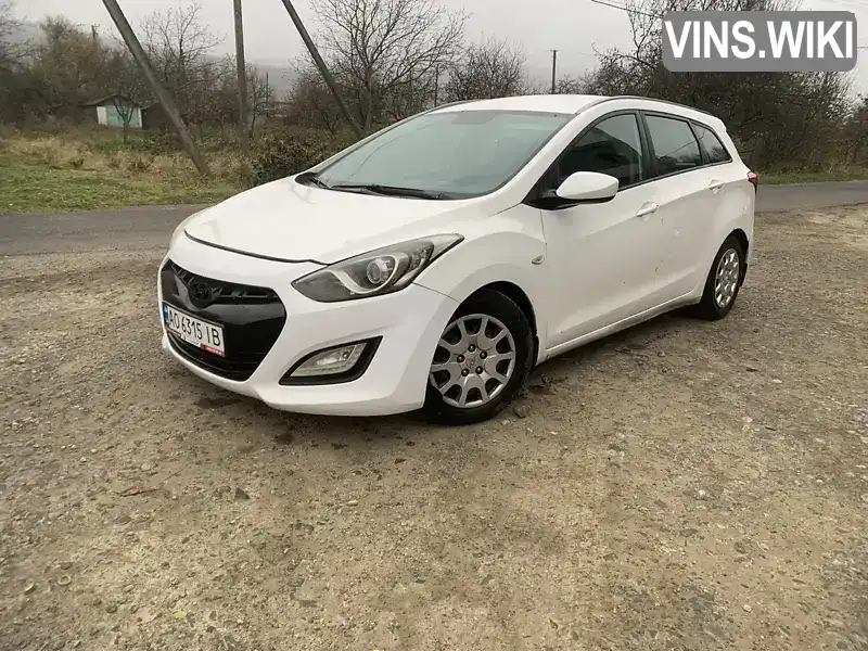 Универсал Hyundai i30 2013 1.4 л. Ручная / Механика обл. Закарпатская, Ужгород - Фото 1/10