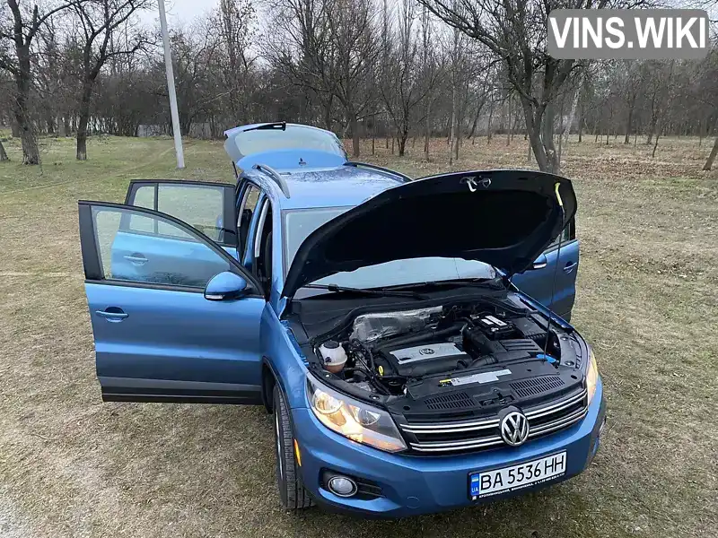 WVGAV7AX0HK047874 Volkswagen Tiguan 2017 Внедорожник / Кроссовер 2 л. Фото 5