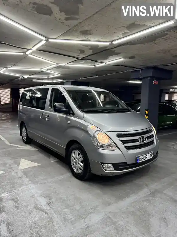 Мінівен Hyundai H-1 2016 2.5 л. Ручна / Механіка обл. Одеська, Одеса - Фото 1/21