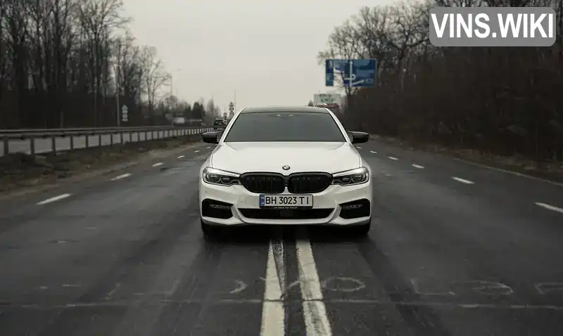 WBAJE7C52JWD53134 BMW 5 Series 2018 Седан 3 л. Фото 1