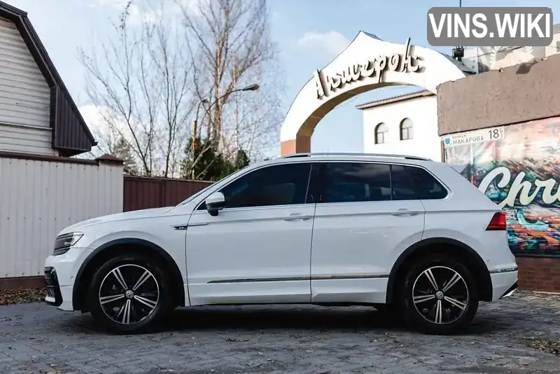 Позашляховик / Кросовер Volkswagen Tiguan 2018 1.97 л. Робот обл. Донецька, Покровськ (Красноармійськ) - Фото 1/21