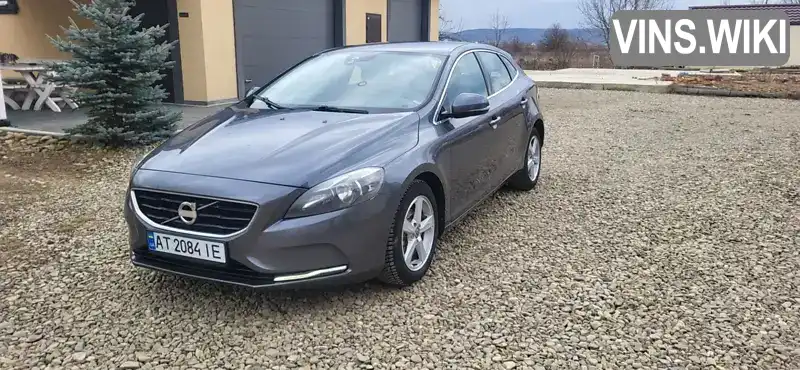 Хэтчбек Volvo V40 2012 1.56 л. Ручная / Механика обл. Ивано-Франковская, Коломыя - Фото 1/21