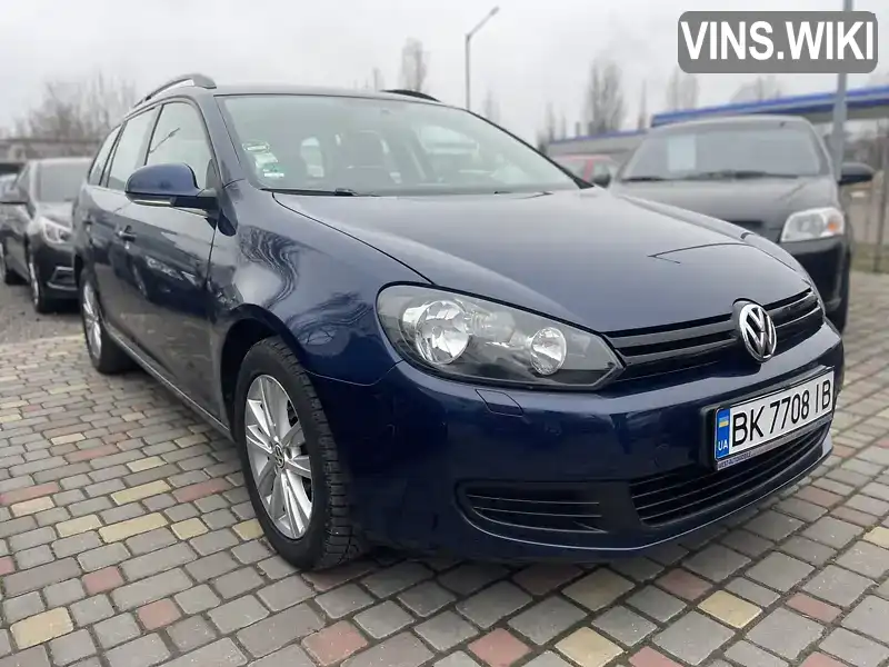 Универсал Volkswagen Golf 2011 1.6 л. Ручная / Механика обл. Ровенская, Дубно - Фото 1/21