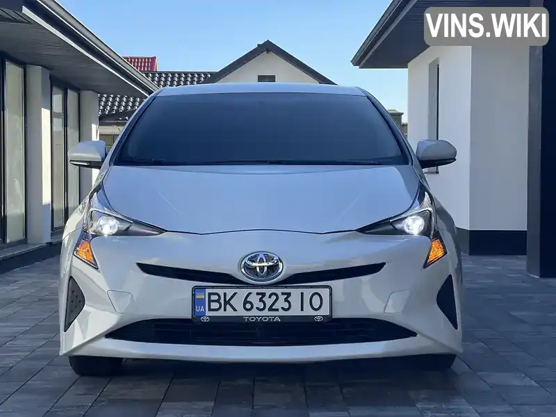 Хэтчбек Toyota Prius 2016 1.8 л. Вариатор обл. Ровенская, Ровно - Фото 1/21