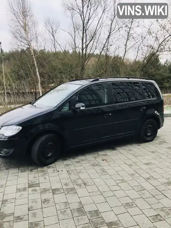 Минивэн Volkswagen Touran 2008 1.6 л. обл. Львовская, Яворов - Фото 1/21