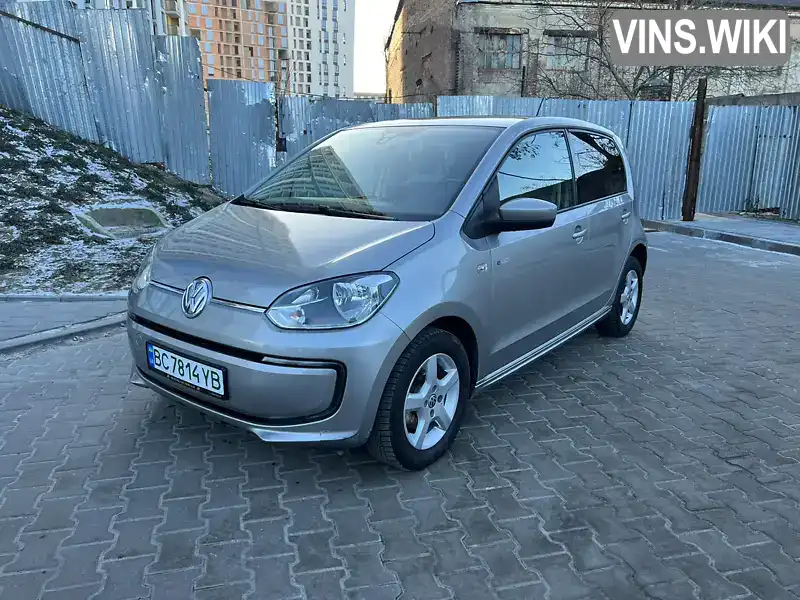 Хэтчбек Volkswagen Up 2015 null_content л. обл. Львовская, Львов - Фото 1/21