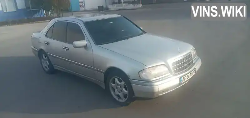 Седан Mercedes-Benz C-Class 1997 2.16 л. Ручна / Механіка обл. Дніпропетровська, Дніпро (Дніпропетровськ) - Фото 1/17