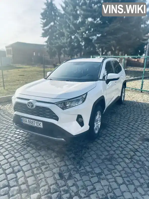 Позашляховик / Кросовер Toyota RAV4 2019 1.99 л. Автомат обл. Кіровоградська, Кропивницький (Кіровоград) - Фото 1/21