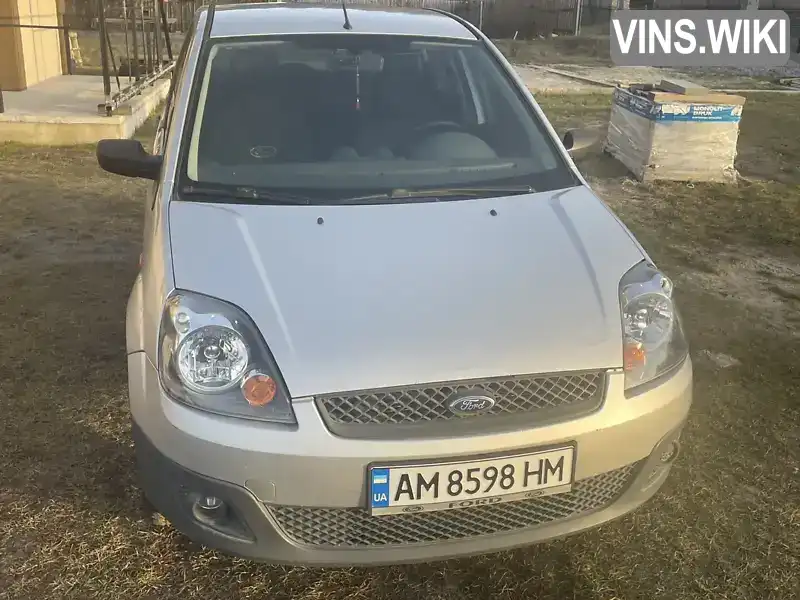 Хетчбек Ford Fiesta 2006 1.4 л. Автомат обл. Житомирська, Житомир - Фото 1/21