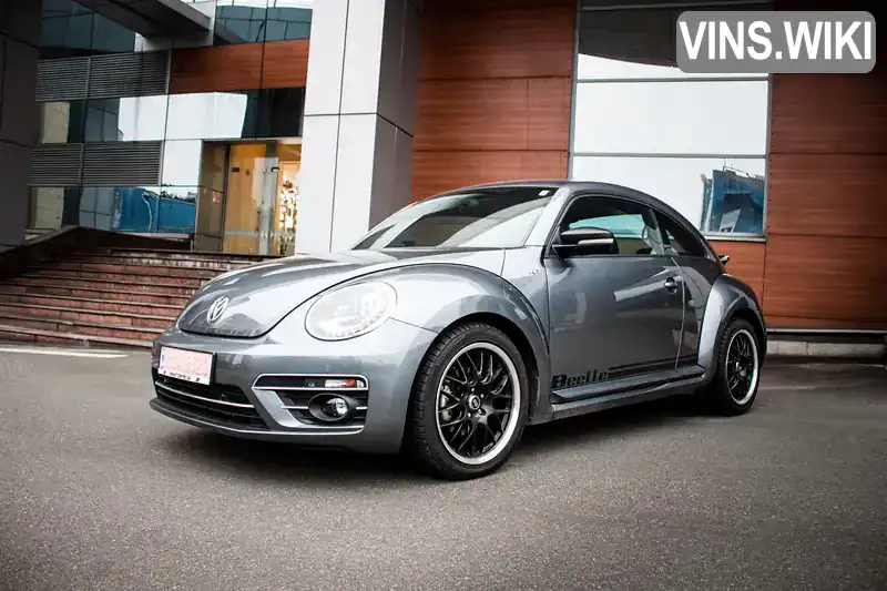 Хэтчбек Volkswagen Beetle 2018 2 л. Типтроник обл. Киевская, Киев - Фото 1/21